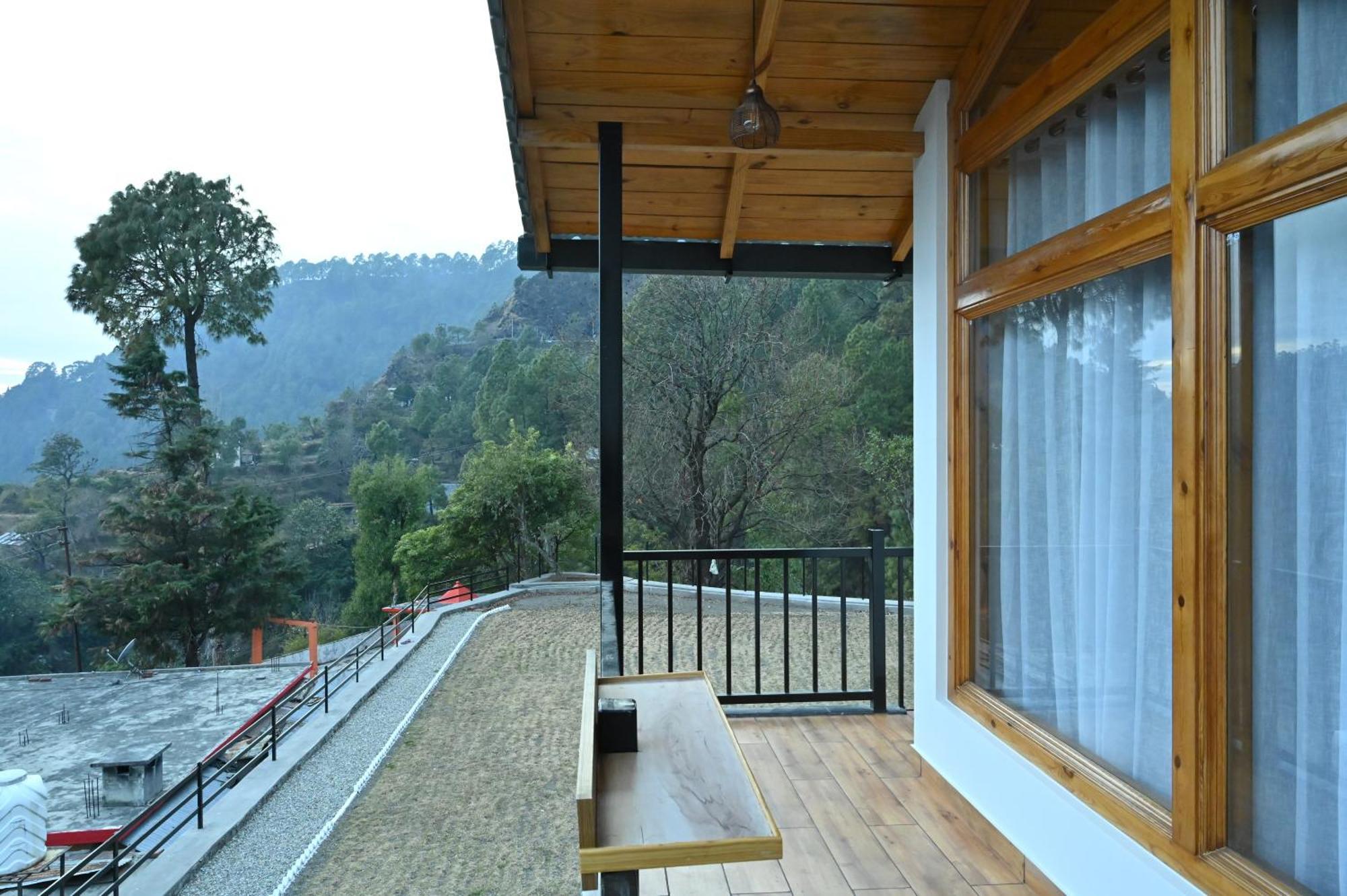 Silver Fern By The Hillside Nainital Exterior photo